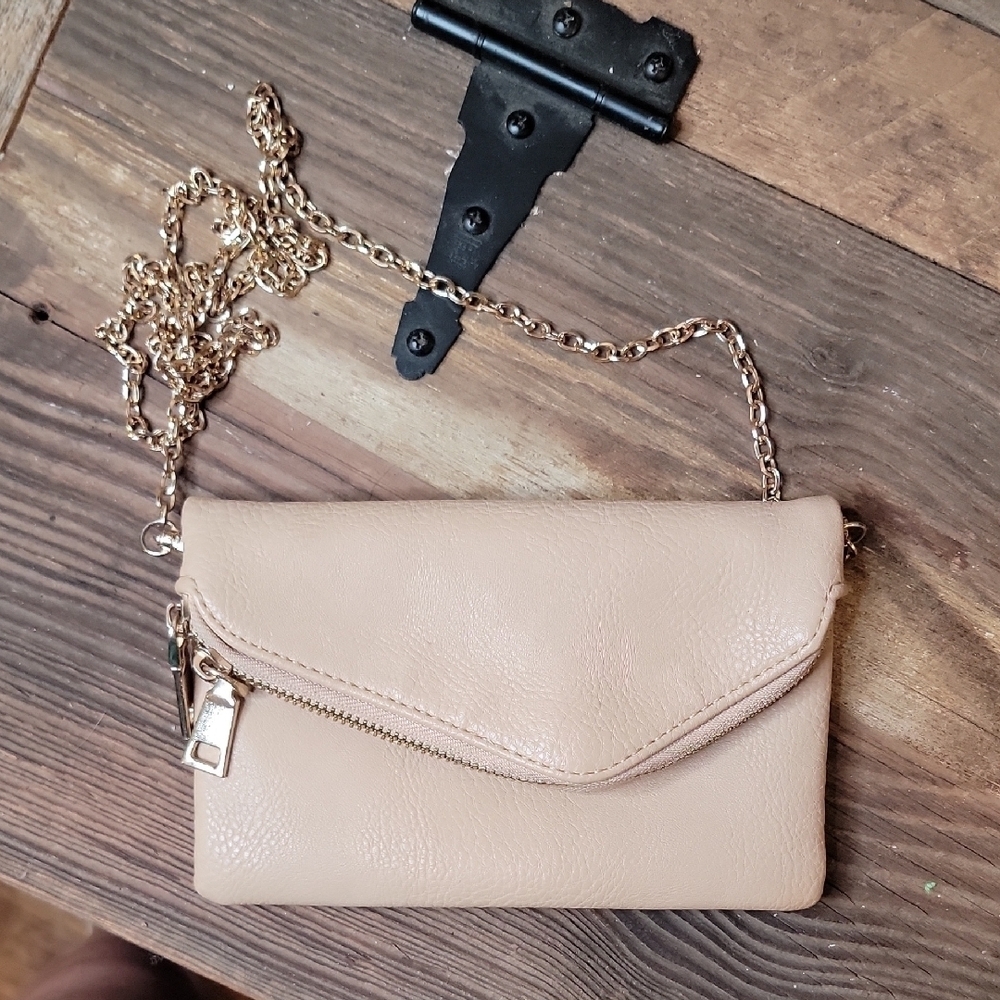 Tan Leather Wristlet Crossbody with Chain Strap Urban Expressiond